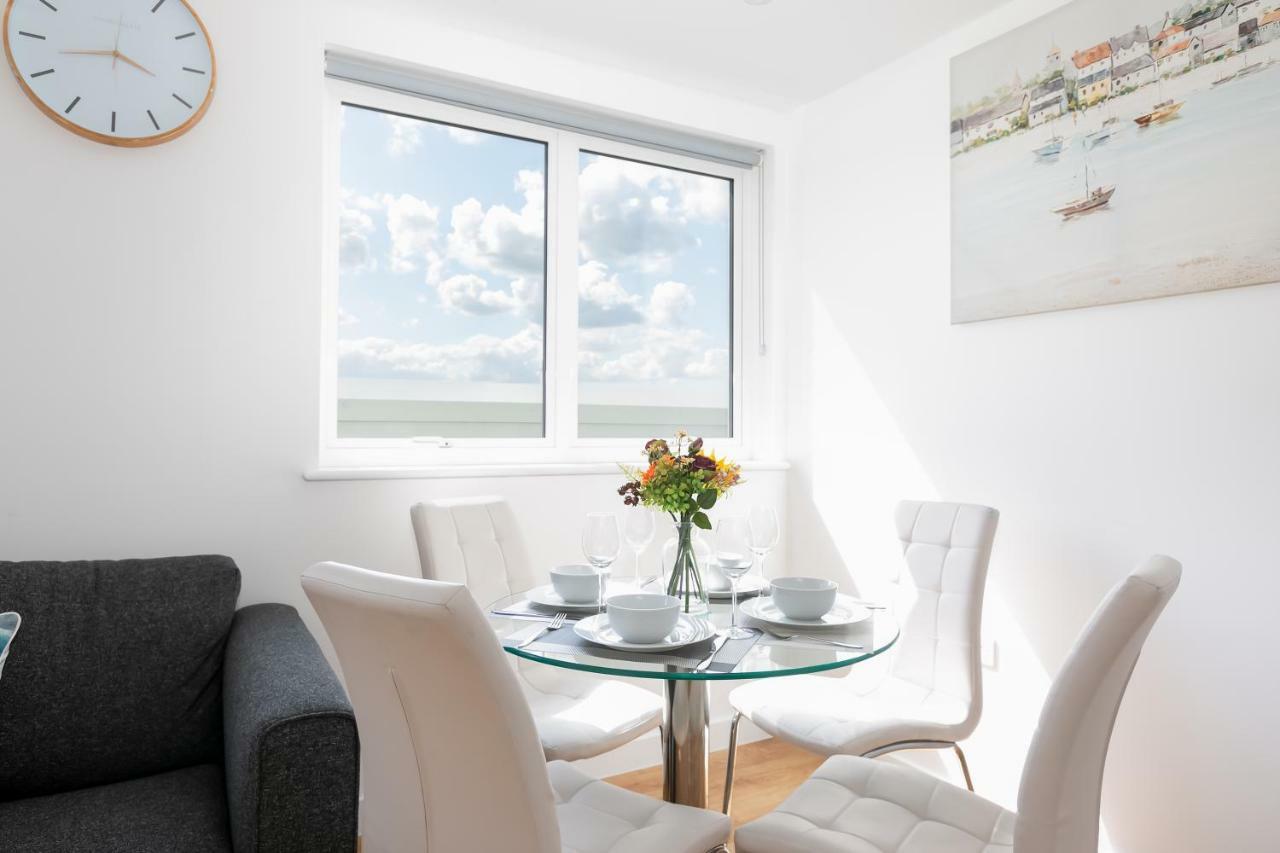 Skyvillion - Cozy Apartments In Enfield Town With Free Parking & Wifi Eksteriør bilde